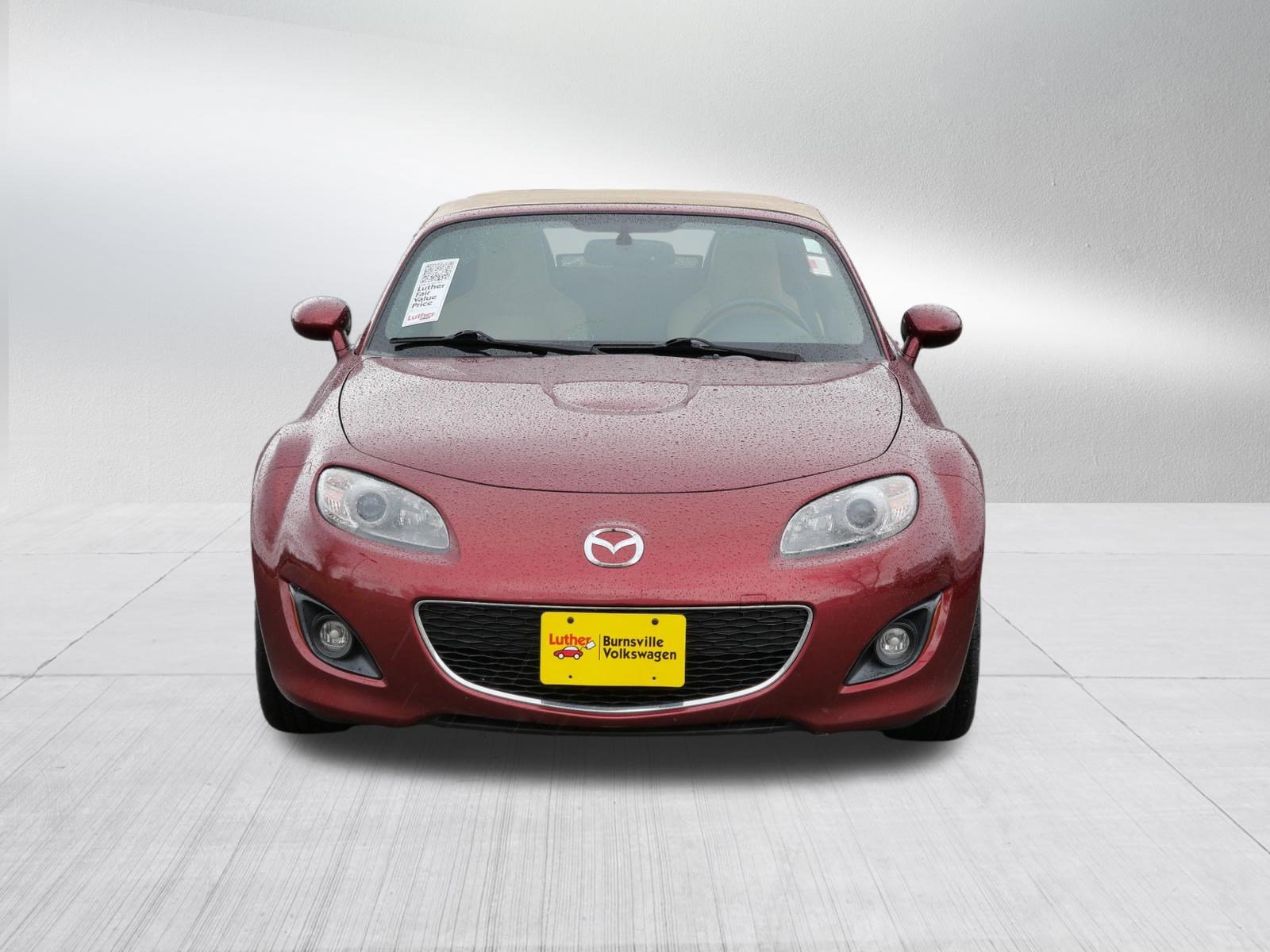 Used 2011 MAZDA MX-5 Miata Grand Touring w/ Premium Pkg image 2