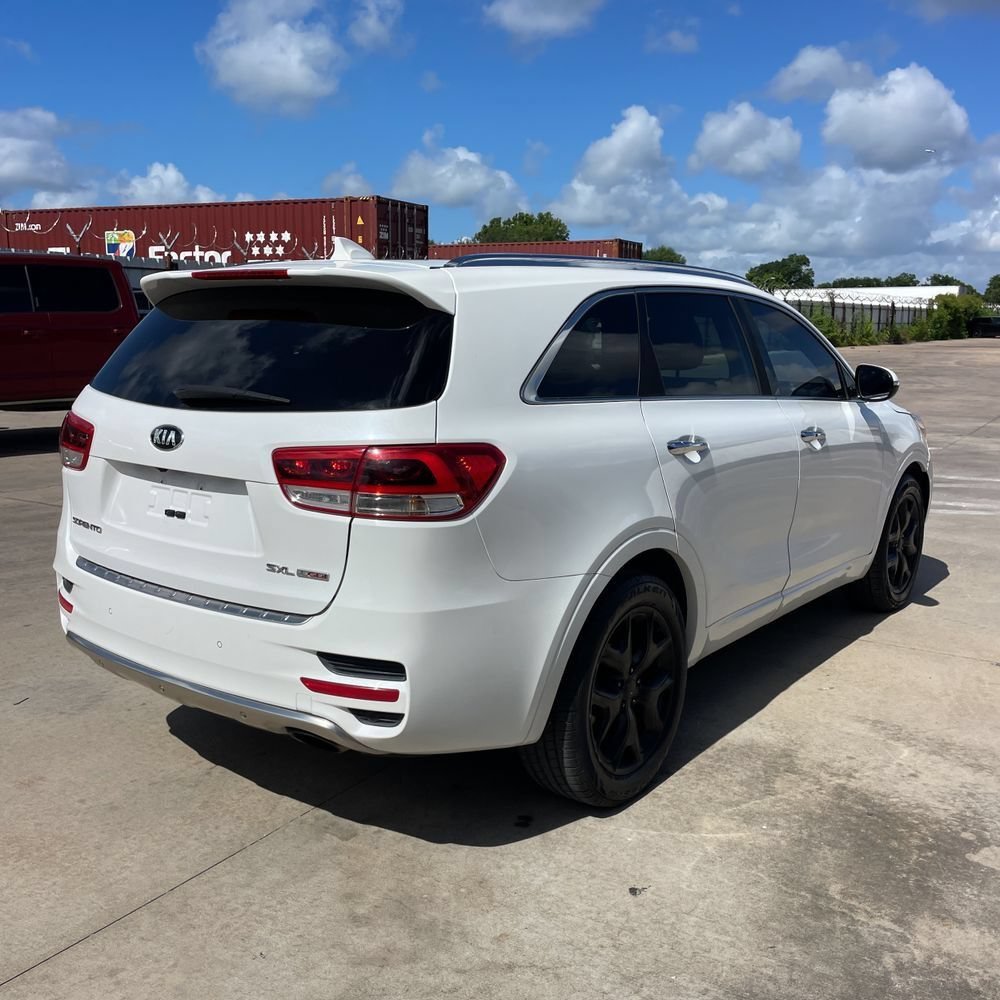 Used 2016 Kia Sorento SX FWD image 6
