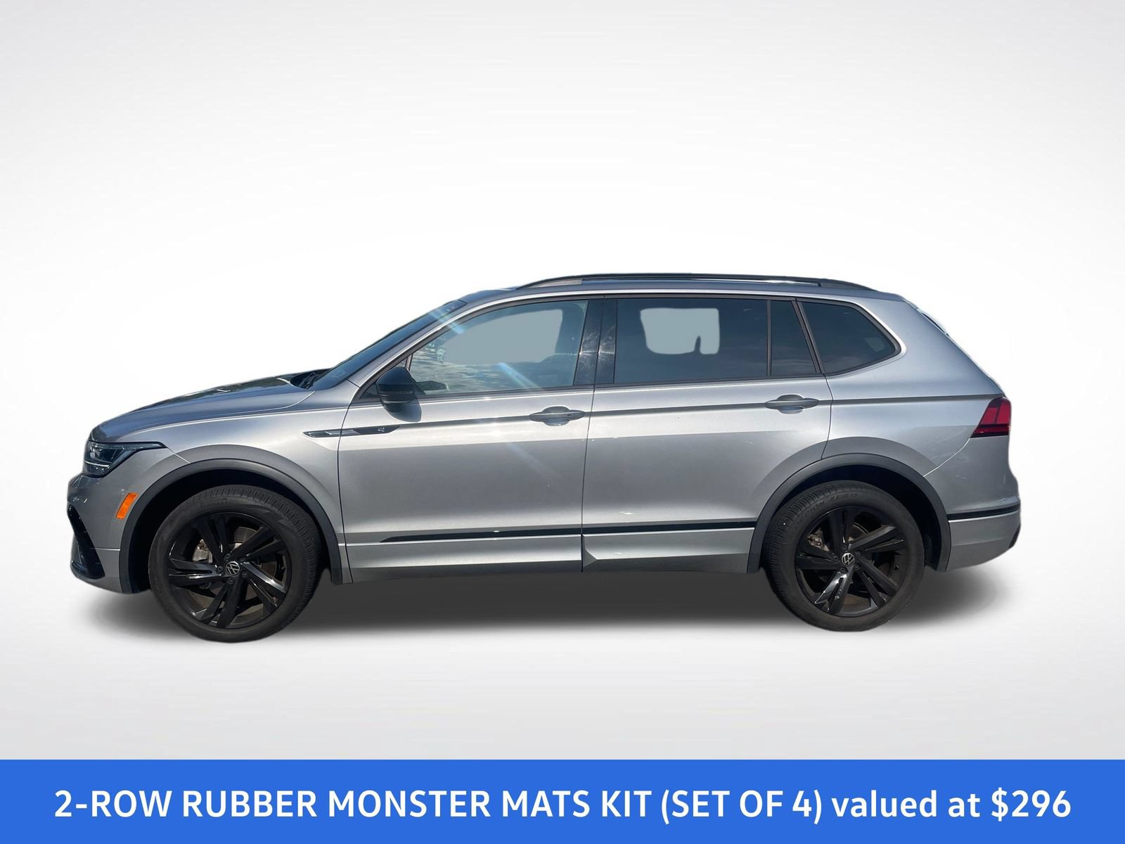 Certified 2024 Volkswagen Tiguan SE R-Line AWD/4WD image 2