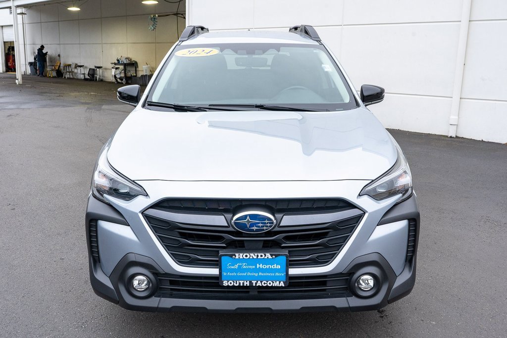 Used 2024 Subaru Outback Premium image 4