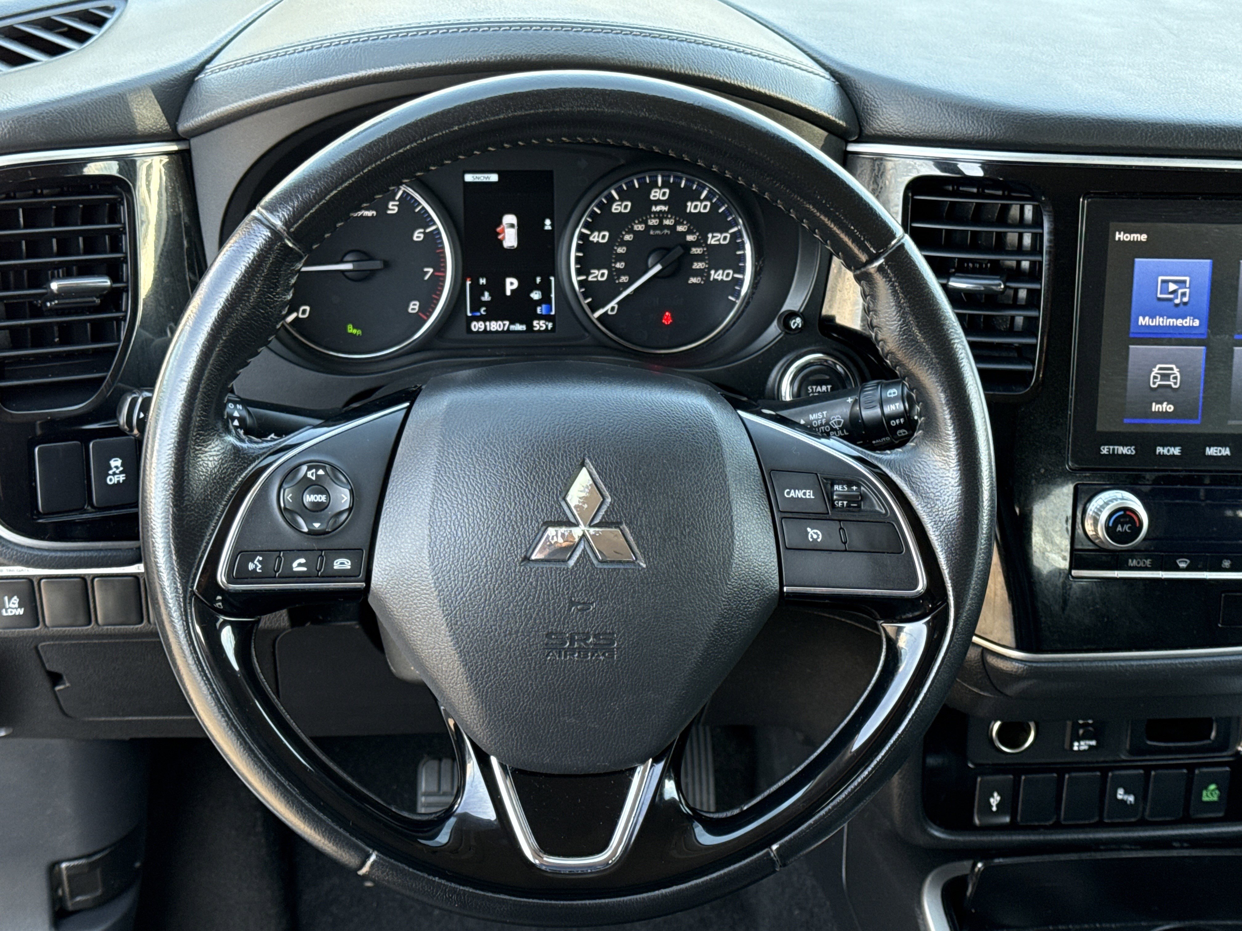 Used 2020 Mitsubishi Outlander AWD image 21