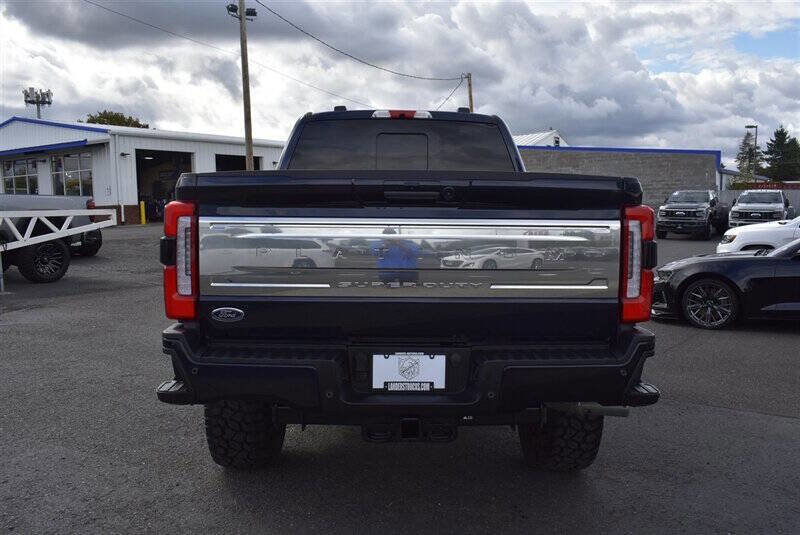 Used 2024 Ford F350 Platinum image 4