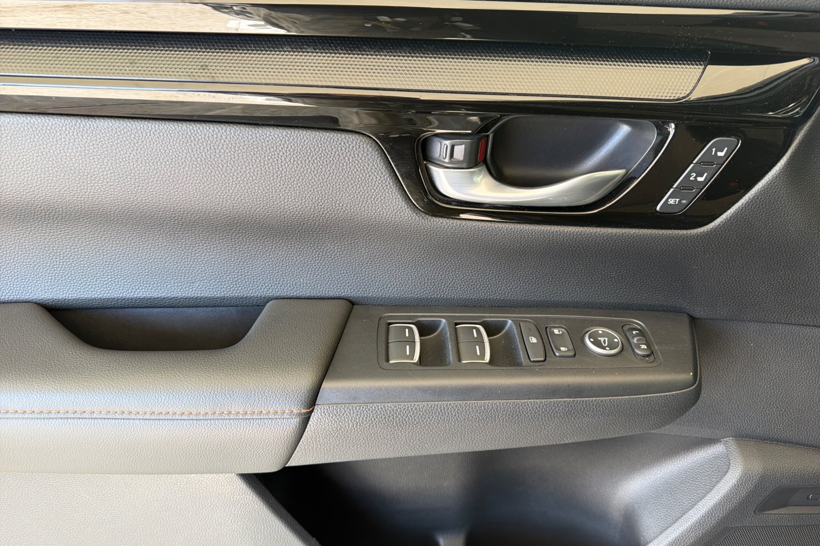 Used 2023 Honda CR-V Sport Touring image 11