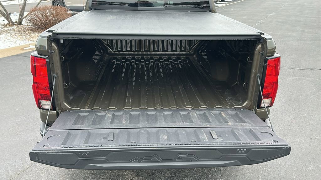 Used 2024 Chevrolet Colorado Trail Boss w/ Technology Package image 8