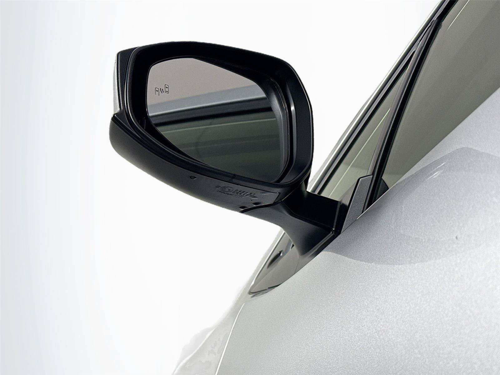 Certified 2025 Toyota Prius Plug-In Hybrid FWD image 5
