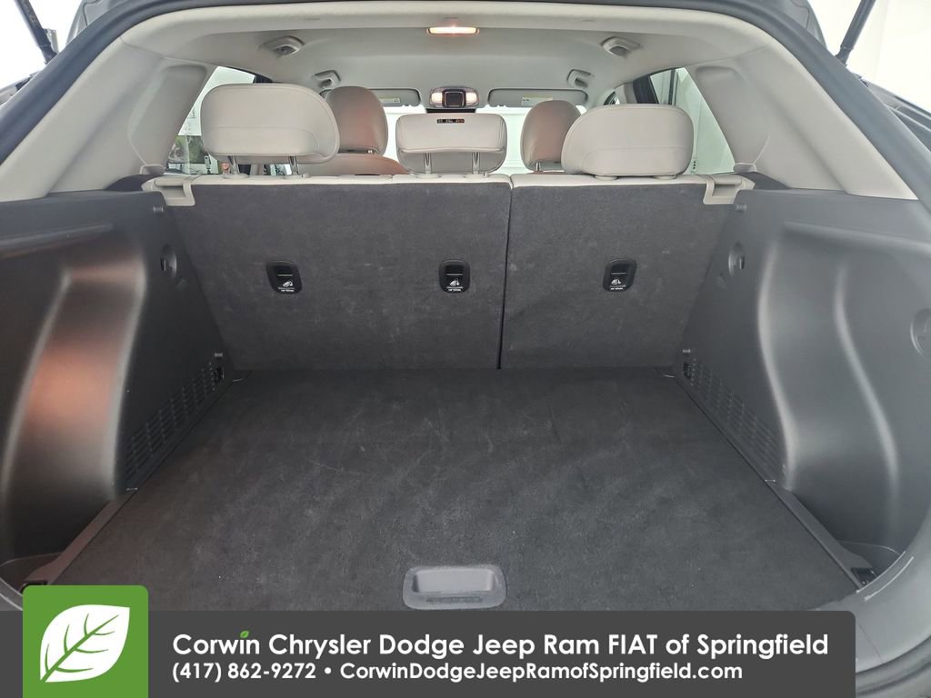 Used 2025 Hyundai Kona SEL image 29