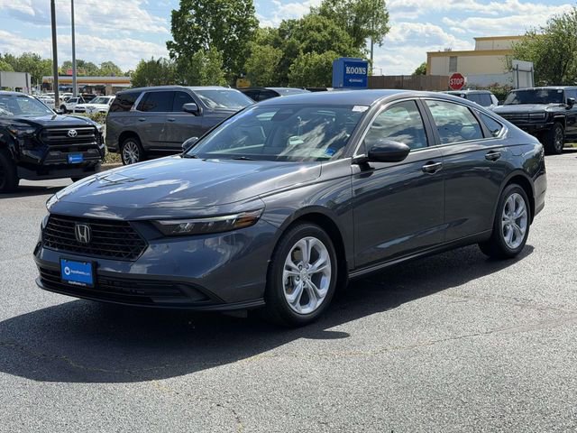 Used 2025 Honda Accord LX image 4