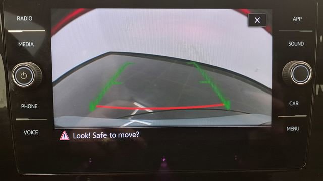 Used 2025 Volkswagen Jetta SE image 26