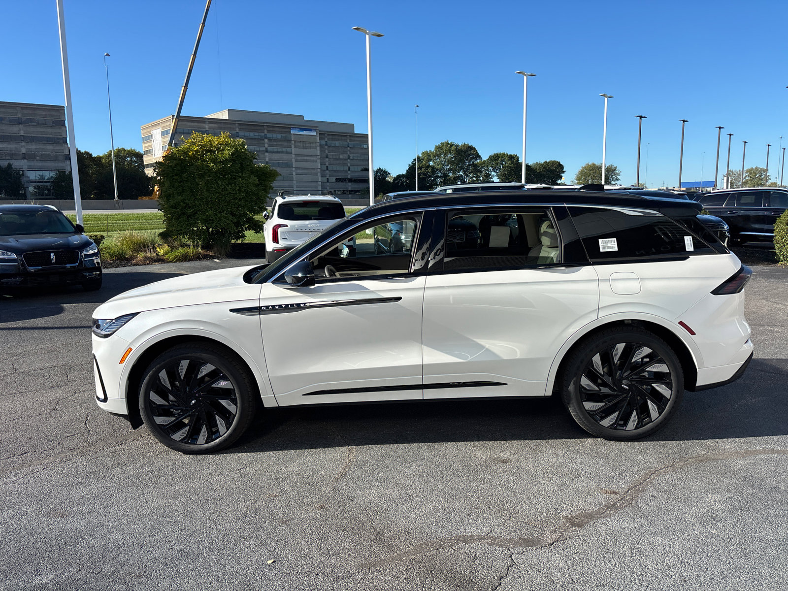 New 2026 Lincoln Nautilus Black Label image 4