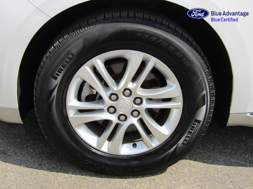 Used 2019 Buick Enclave Essence w/ LPO, Hit The Road Package AWD/4WD image 31