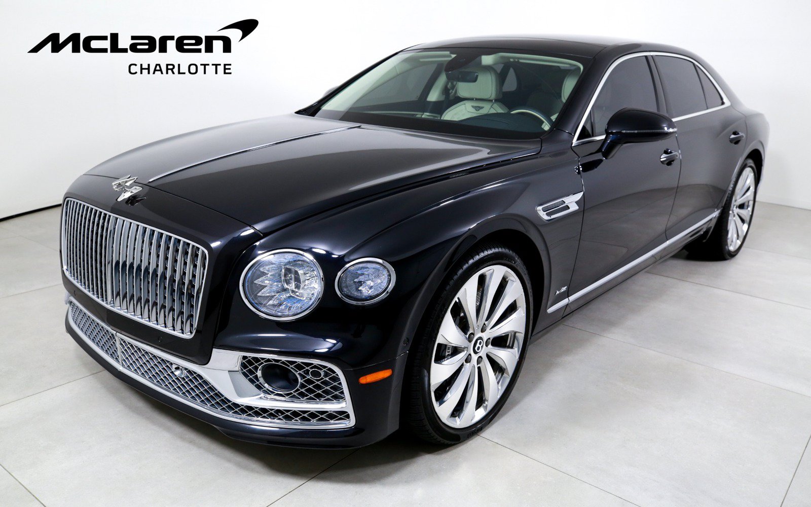 Used 2020 Bentley Flying Spur W12 AWD/4WD image 1