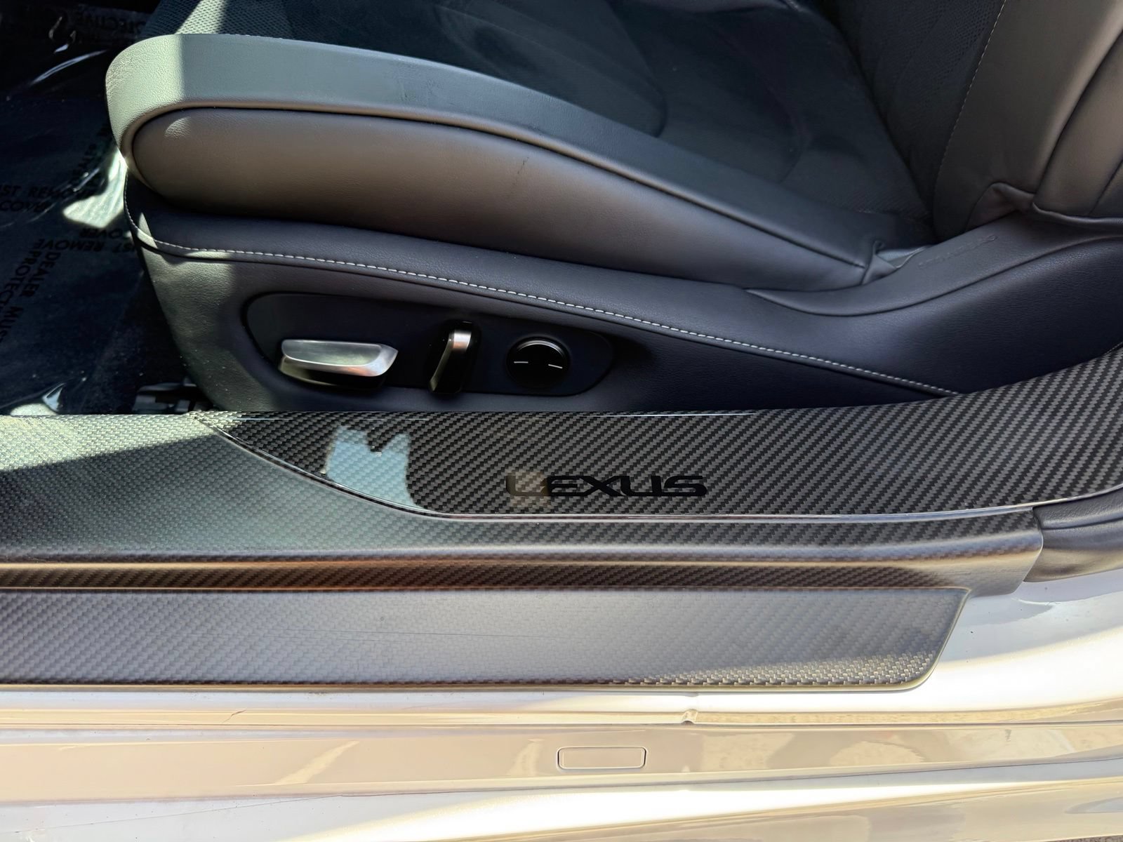 Used 2024 Lexus LC 500 Coupe w/ Dynamic Handling Package RWD image 28