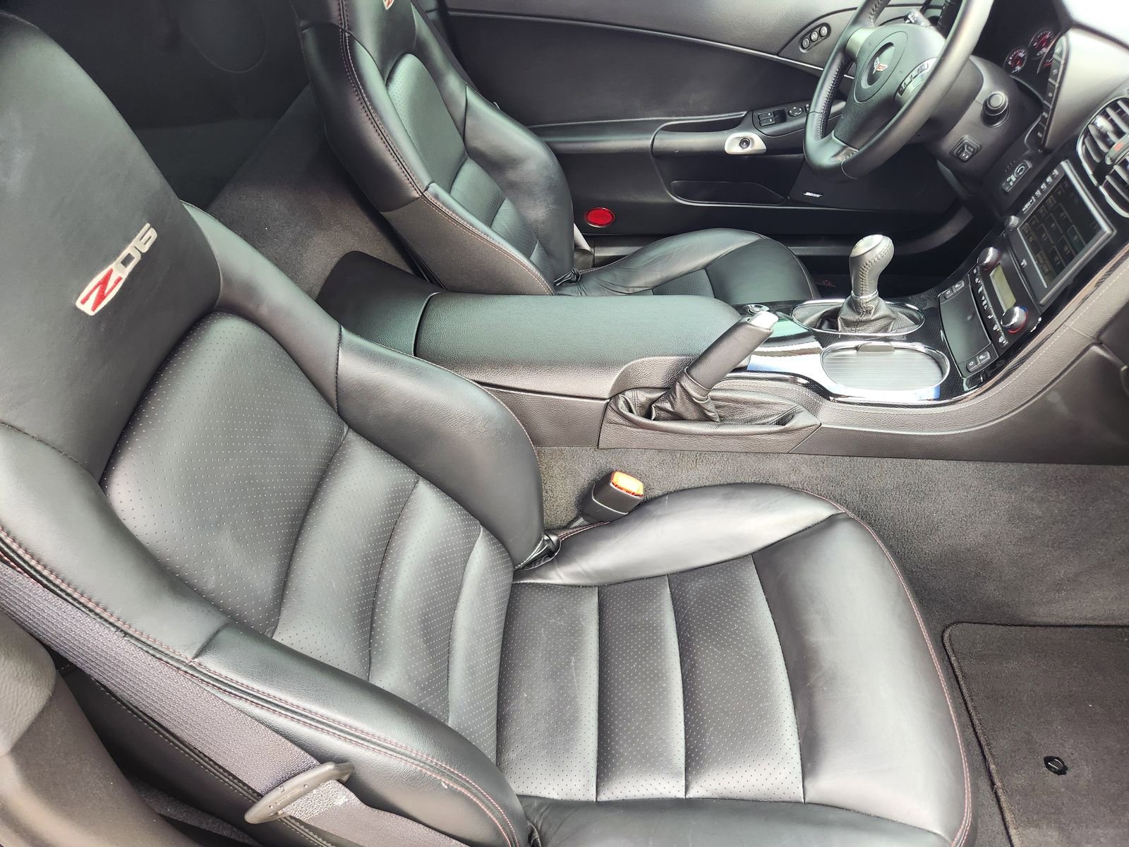 Used 2008 Chevrolet Corvette Z06 w/ Preferred Equipment Group image 15