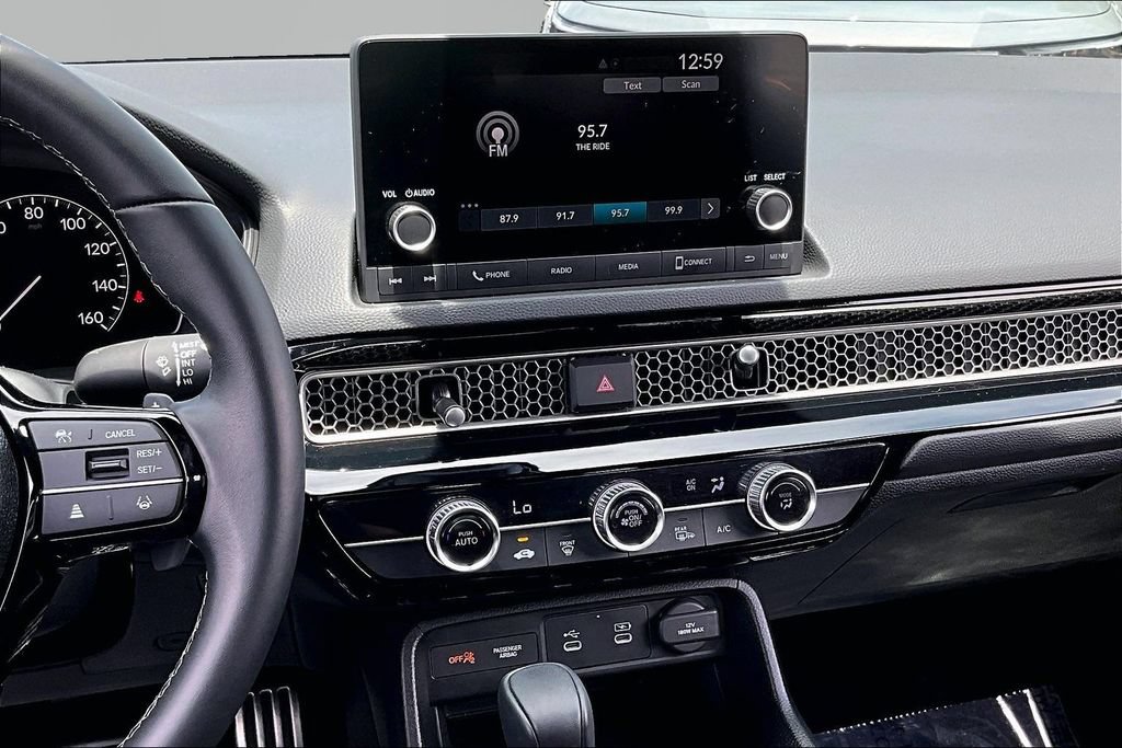 Certified 2025 Honda Civic Sport image 9