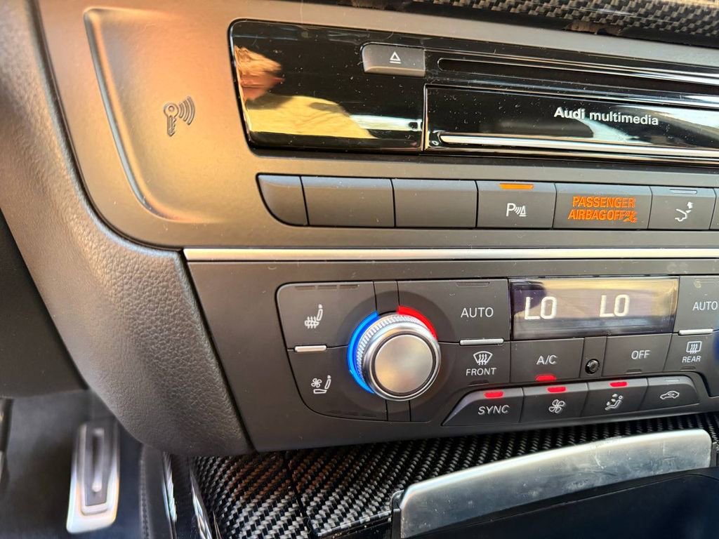 Used 2017 Audi RS 7 Performance w/ Driver Assistance Package image 32