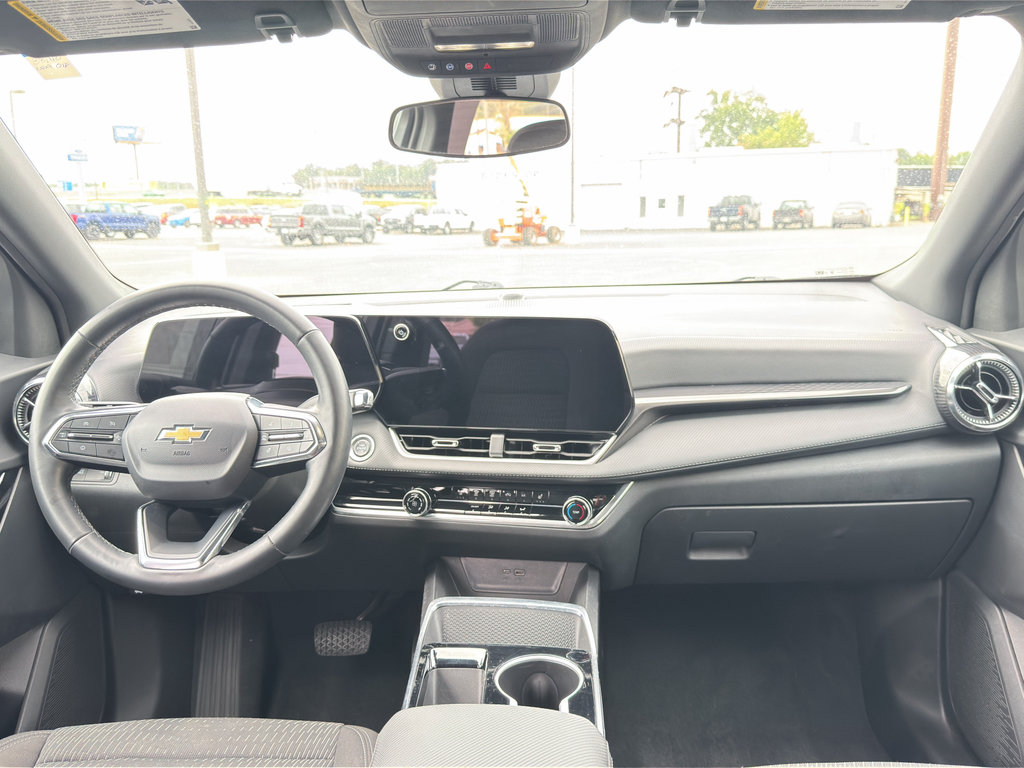 Used 2025 Chevrolet Equinox LT FWD image 10
