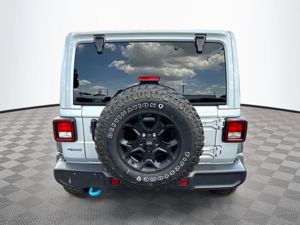 Used 2023 Jeep Wrangler Unlimited w/ Sun & Screen Package AWD/4WD image 7