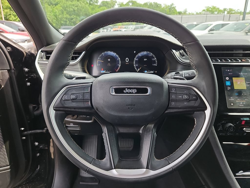 Certified 2024 Jeep Grand Cherokee L Altitude AWD/4WD image 19