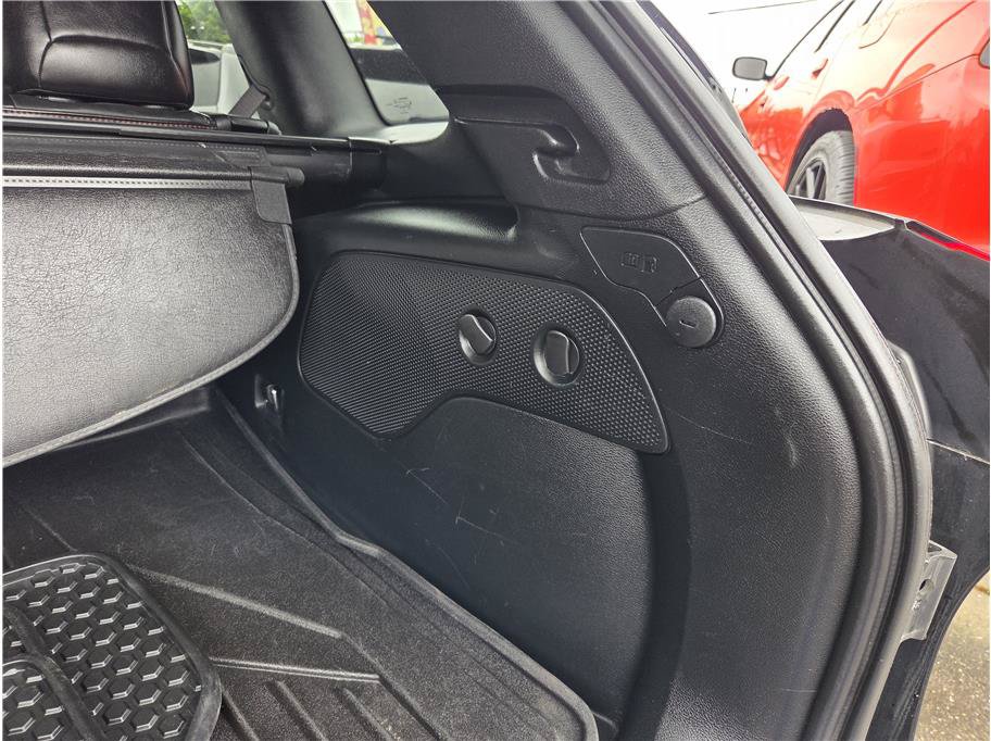 Used 2018 Jeep Cherokee Trailhawk AWD/4WD image 32