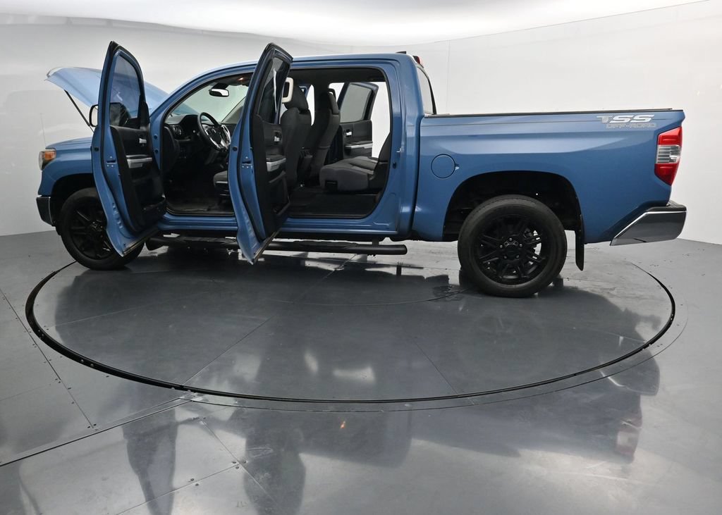 Used 2020 Toyota Tundra SR5 w/ SR5 Upgrade Package RWD image 28