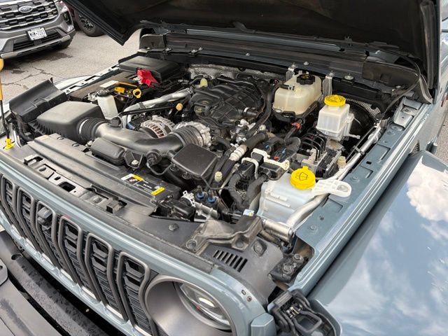 Used 2024 Jeep Gladiator Mojave AWD/4WD image 52