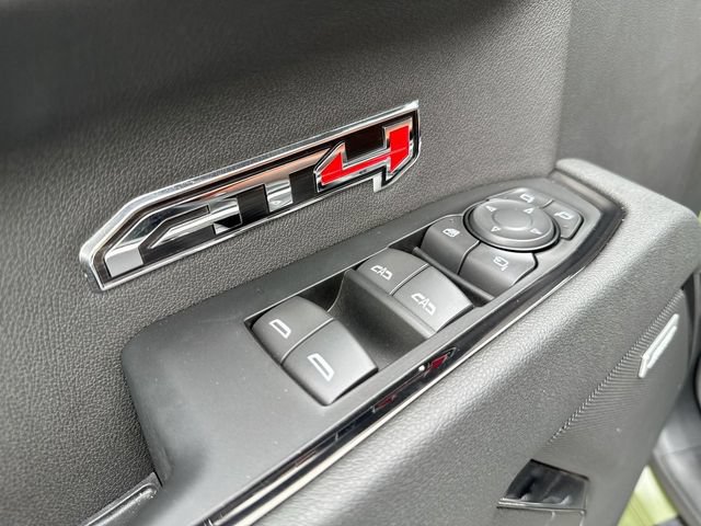 New 2026 GMC Sierra 1500 AT4 w/ Technology Package AWD/4WD image 13