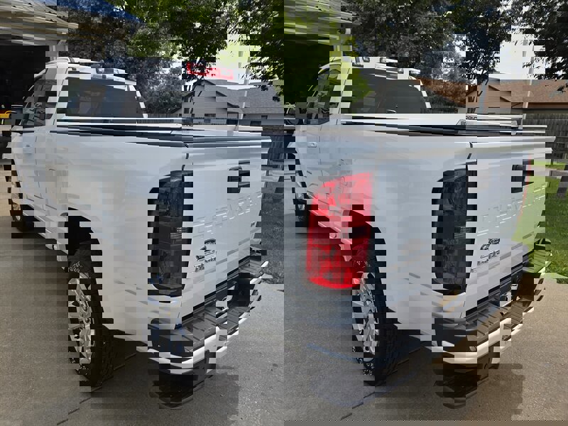 Used 2021 Chevrolet Colorado LT w/ Fleet Safety Package image 5