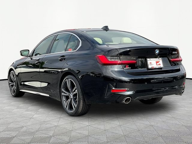 Used 2021 BMW 330i Sedan w/ Driving Assistance Package RWD image 5