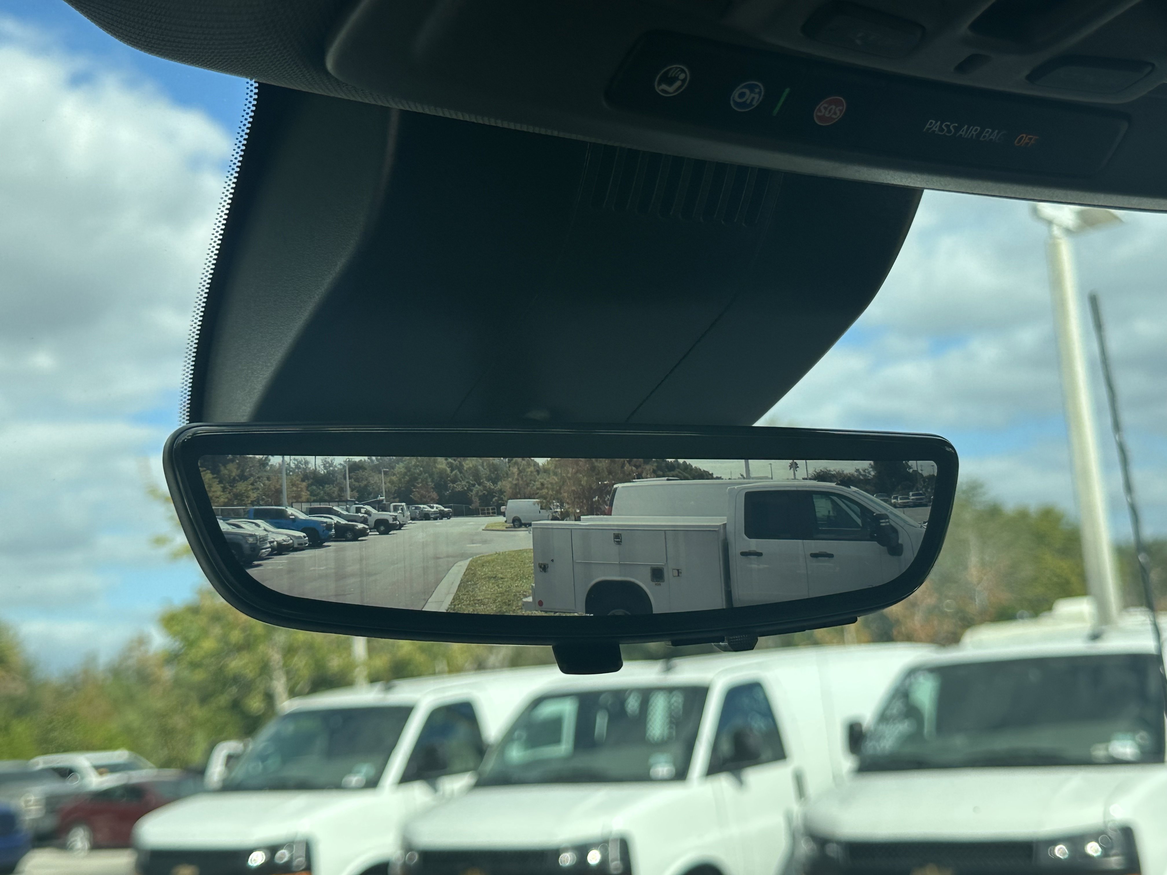 Used 2025 Chevrolet Silverado 3500 LTZ w/ LTZ Premium Package image 31