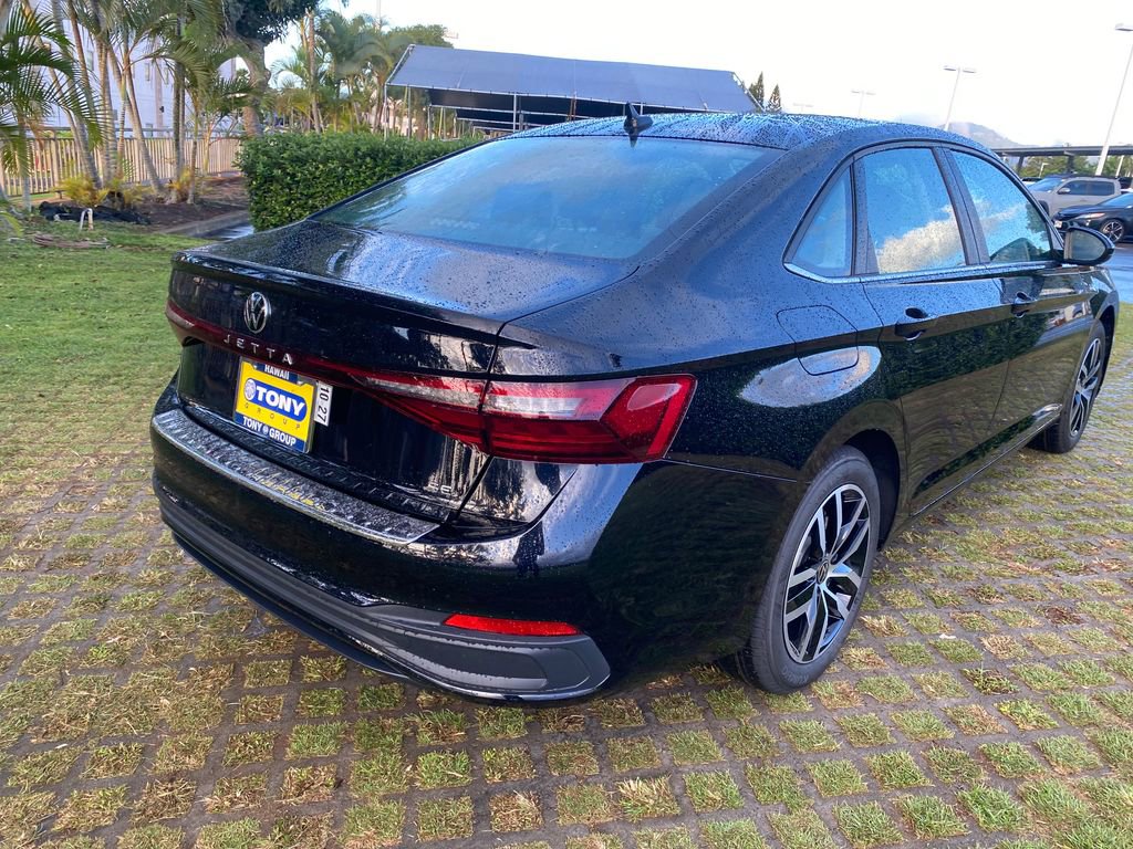 New 2026 Volkswagen Jetta SE image 7