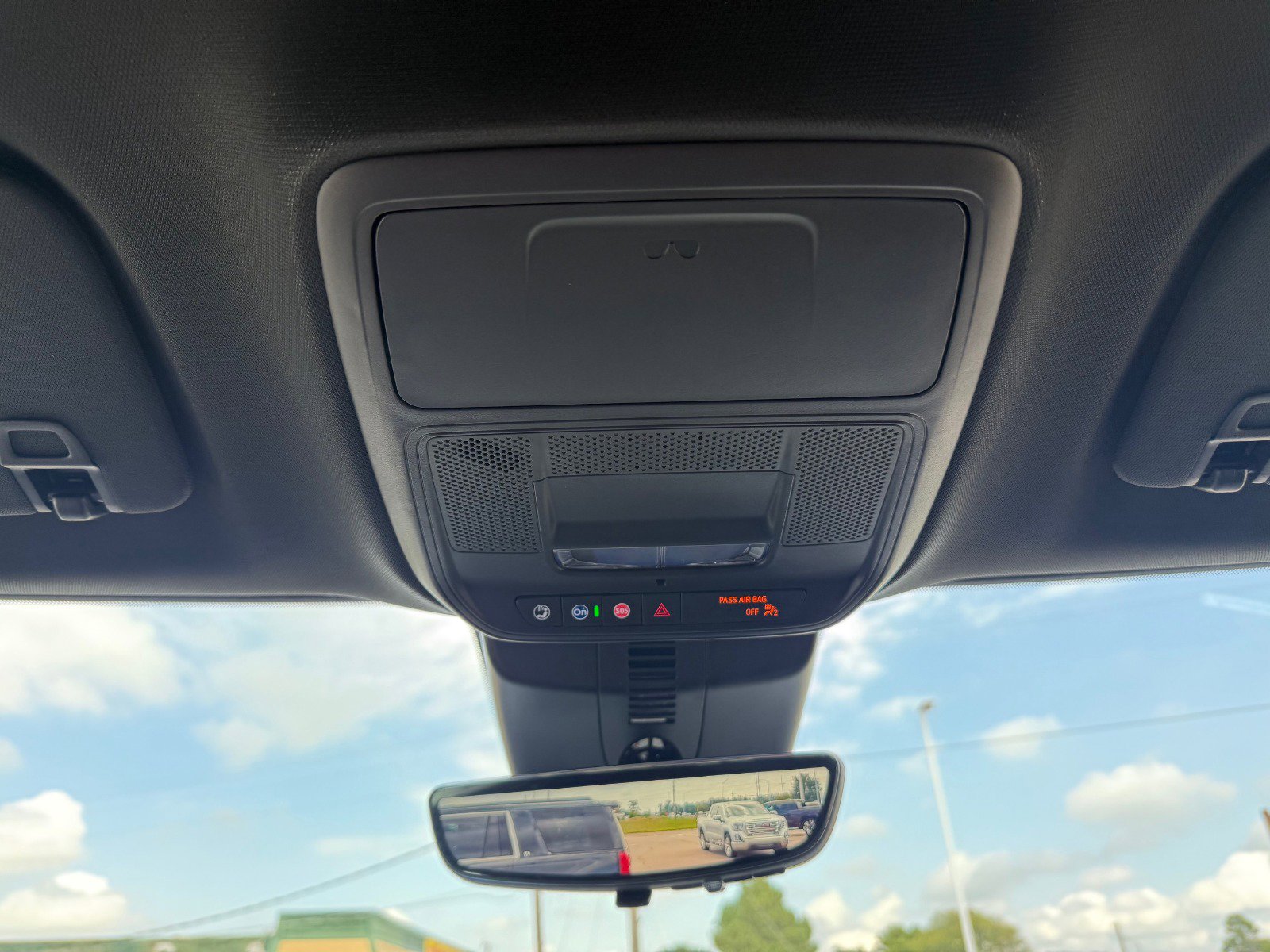 New 2026 GMC Acadia Elevation w/ Elevation Premium Package image 25