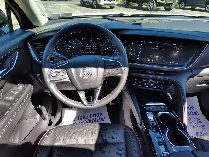 Certified 2022 Buick Envision Essence w/ Sport Touring Package AWD/4WD image 29