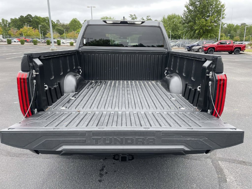 Used 2023 Toyota Tundra SR5 w/ SR5 Convenience Package AWD/4WD image 9