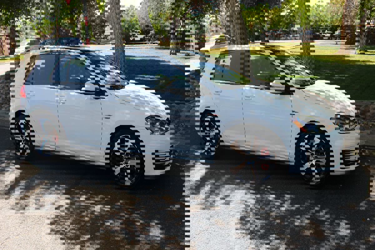 Used 2015 Volkswagen GTI Autobahn image 50