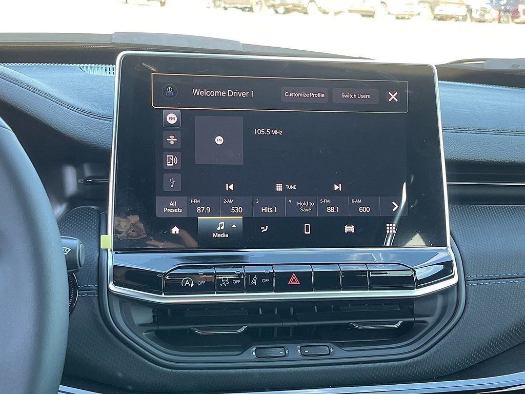 New 2026 Jeep Compass Latitude image 15