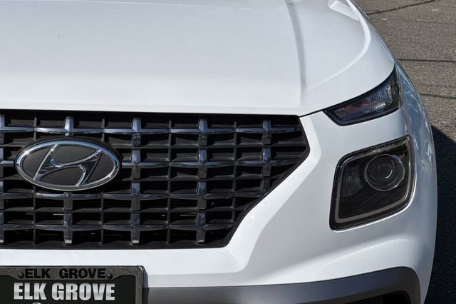 Used 2025 Hyundai Venue SEL FWD image 50