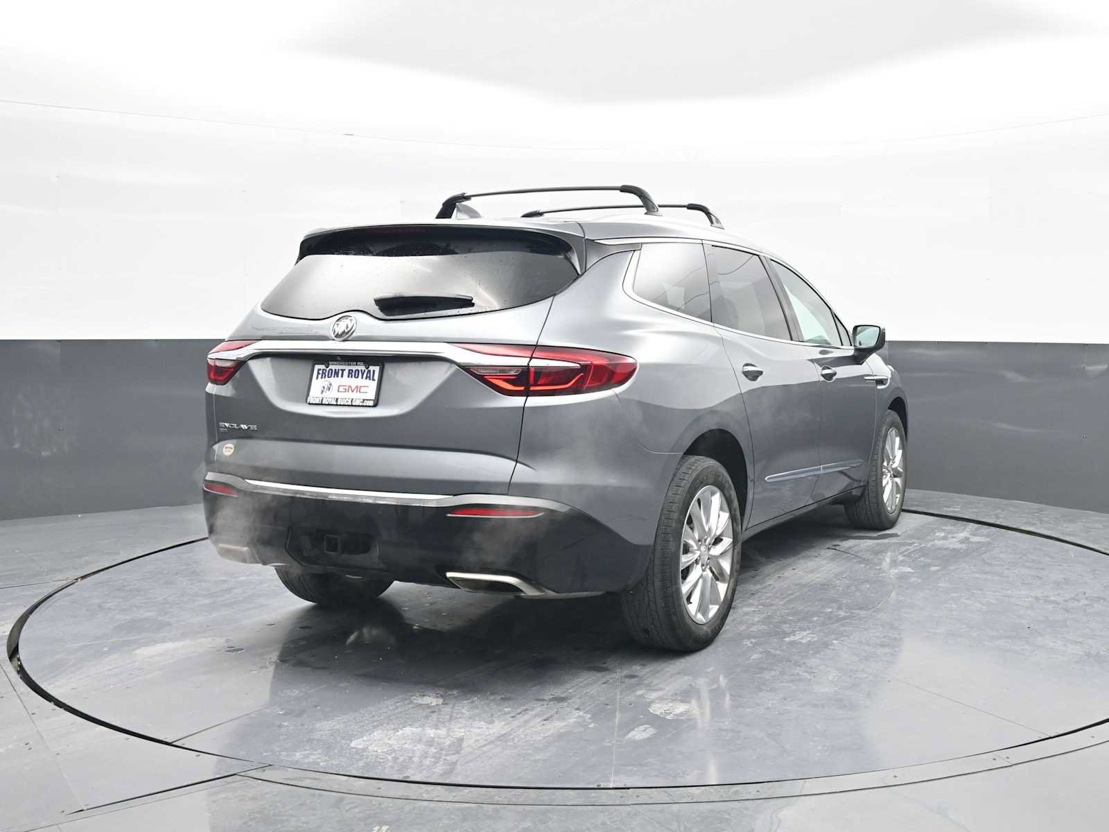 Used 2020 Buick Enclave Premium w/ Sun and Sites Package image 7