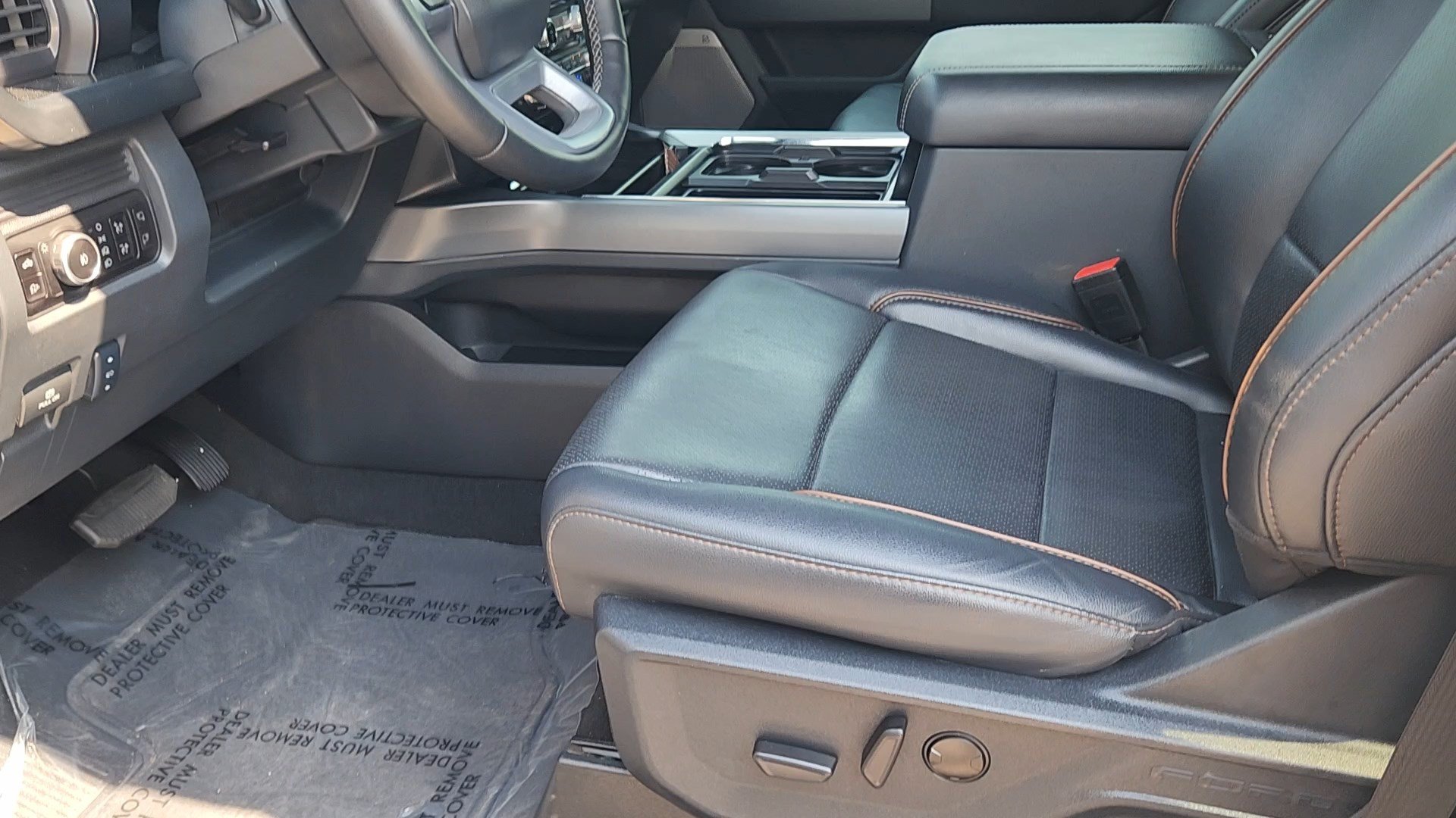 Certified 2025 Ford F250 Lariat AWD/4WD image 27