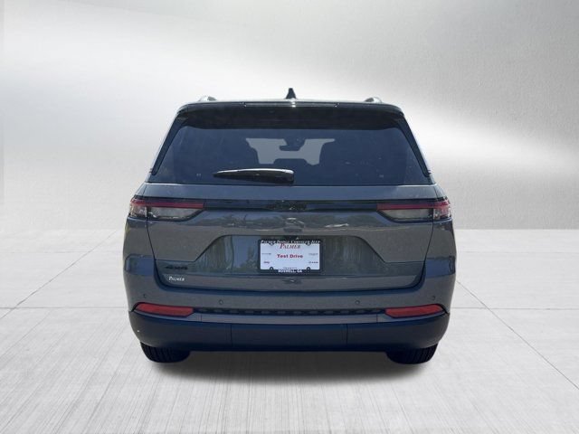 New 2027 Jeep Grand Cherokee Altitude AWD/4WD image 6