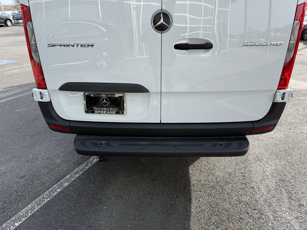 Used 2024 Mercedes-Benz Sprinter 3500 image 8