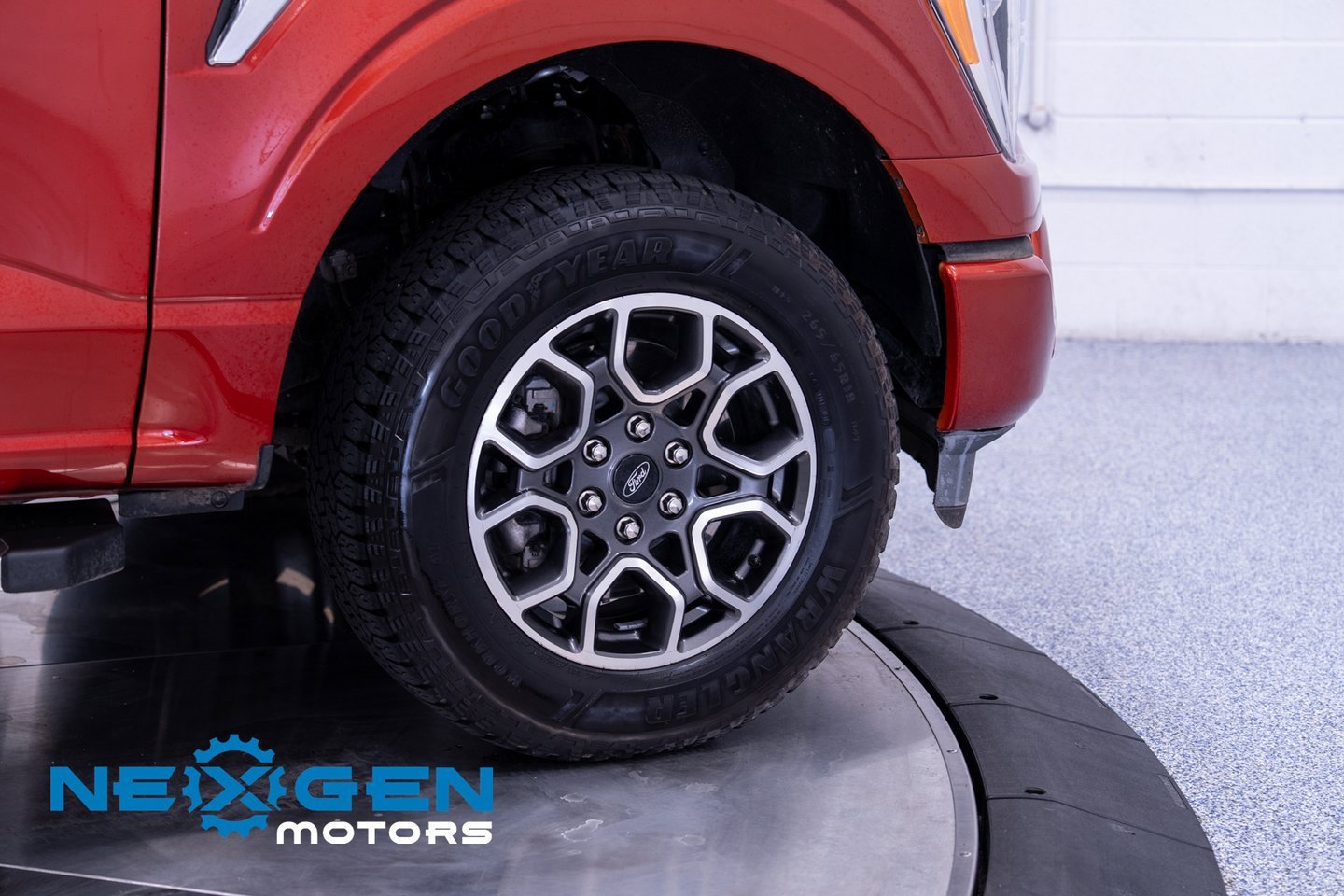 Used 2023 Ford F150 Lariat w/ Trailer Tow Package image 56