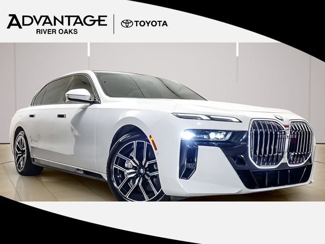 Used 2023 BMW 760i xDrive AWD/4WD image 1