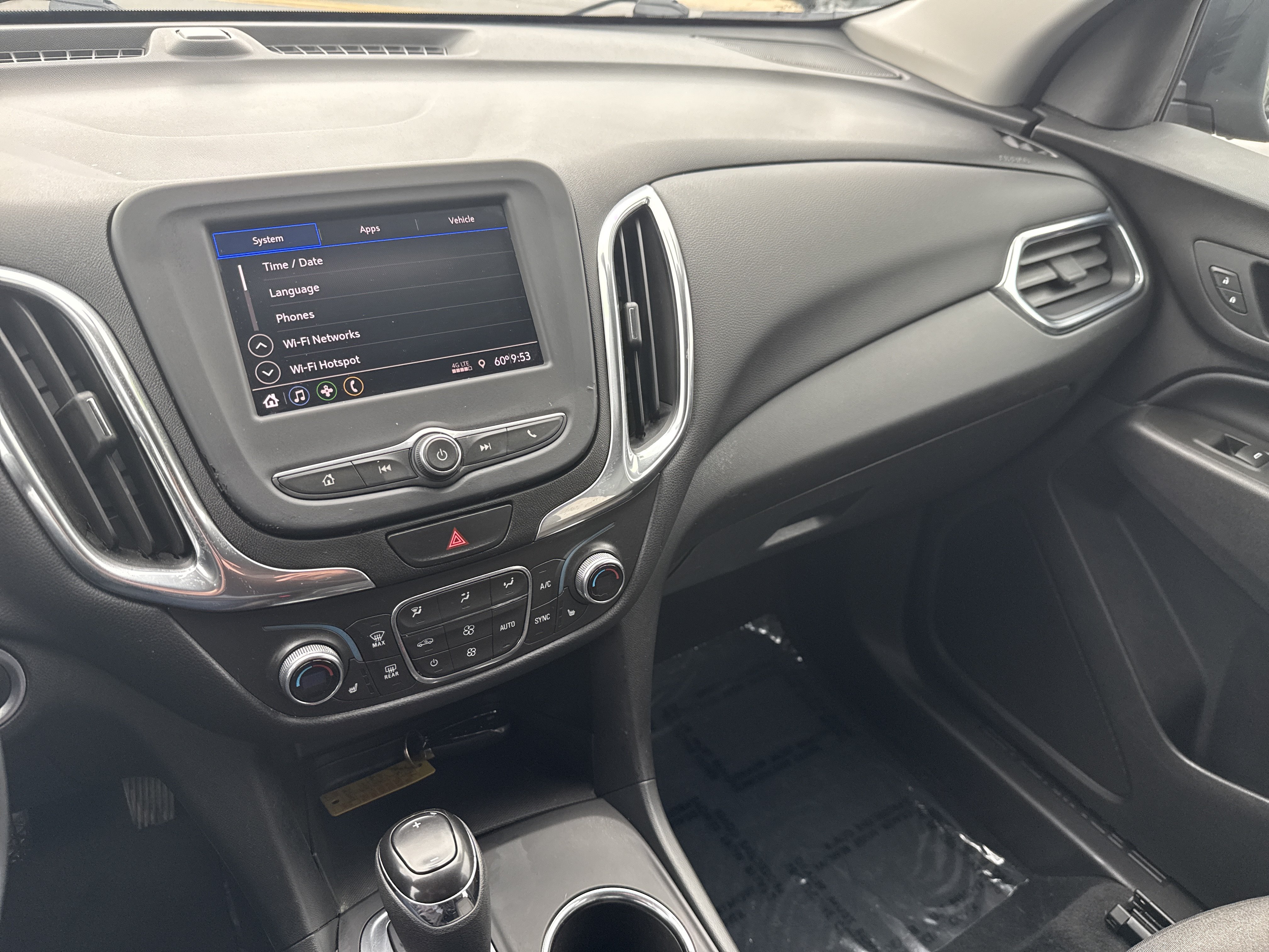 Used 2021 Chevrolet Equinox LT AWD/4WD image 18