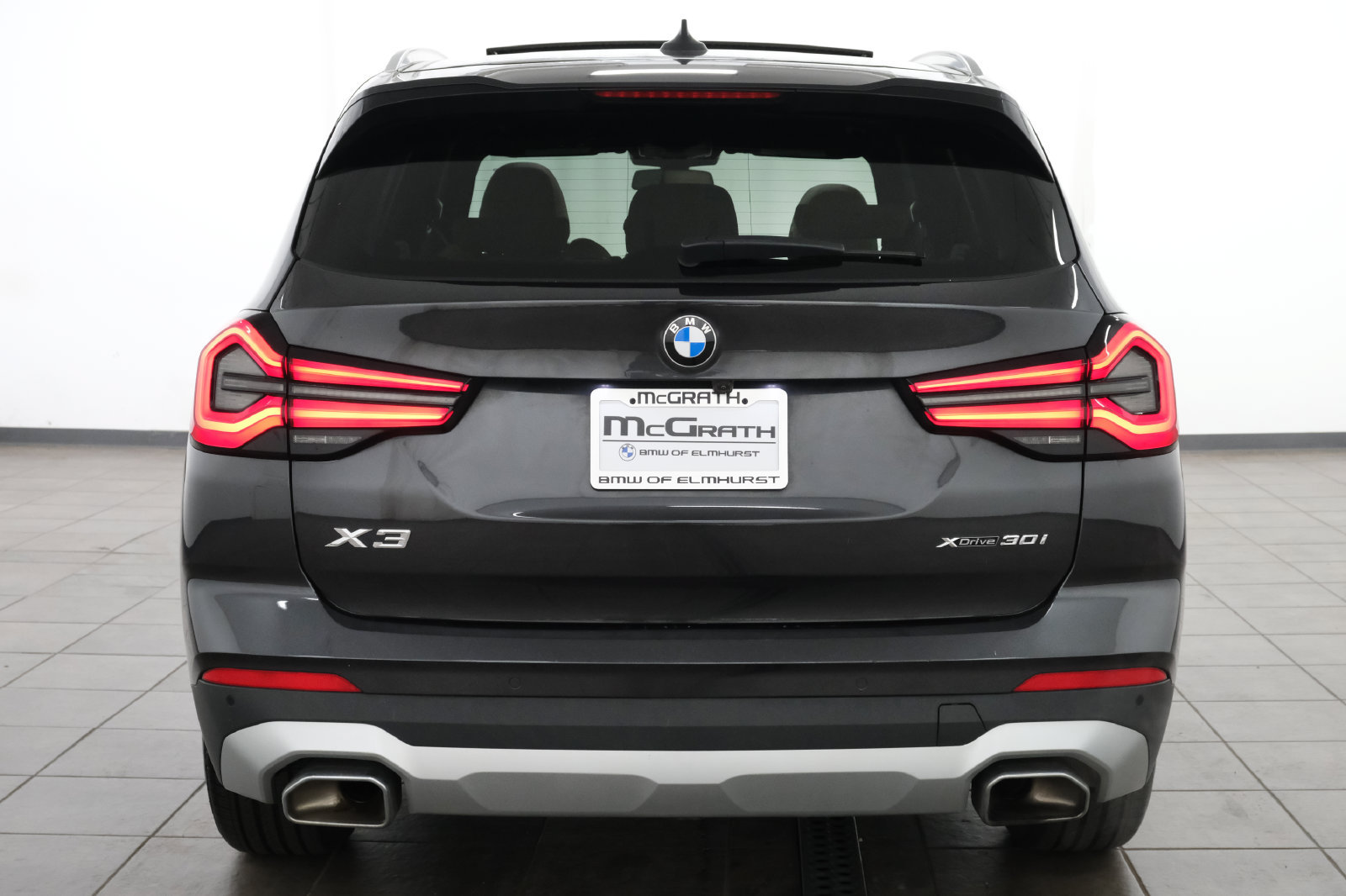 Used 2024 BMW X3 xDrive30i w/ Premium Package AWD/4WD image 5