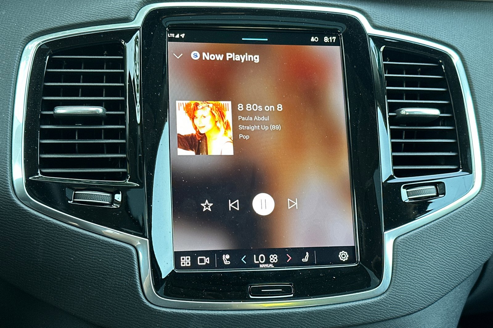 New 2025 Volvo XC90 B6 Plus w/ Protection Package Premier image 22