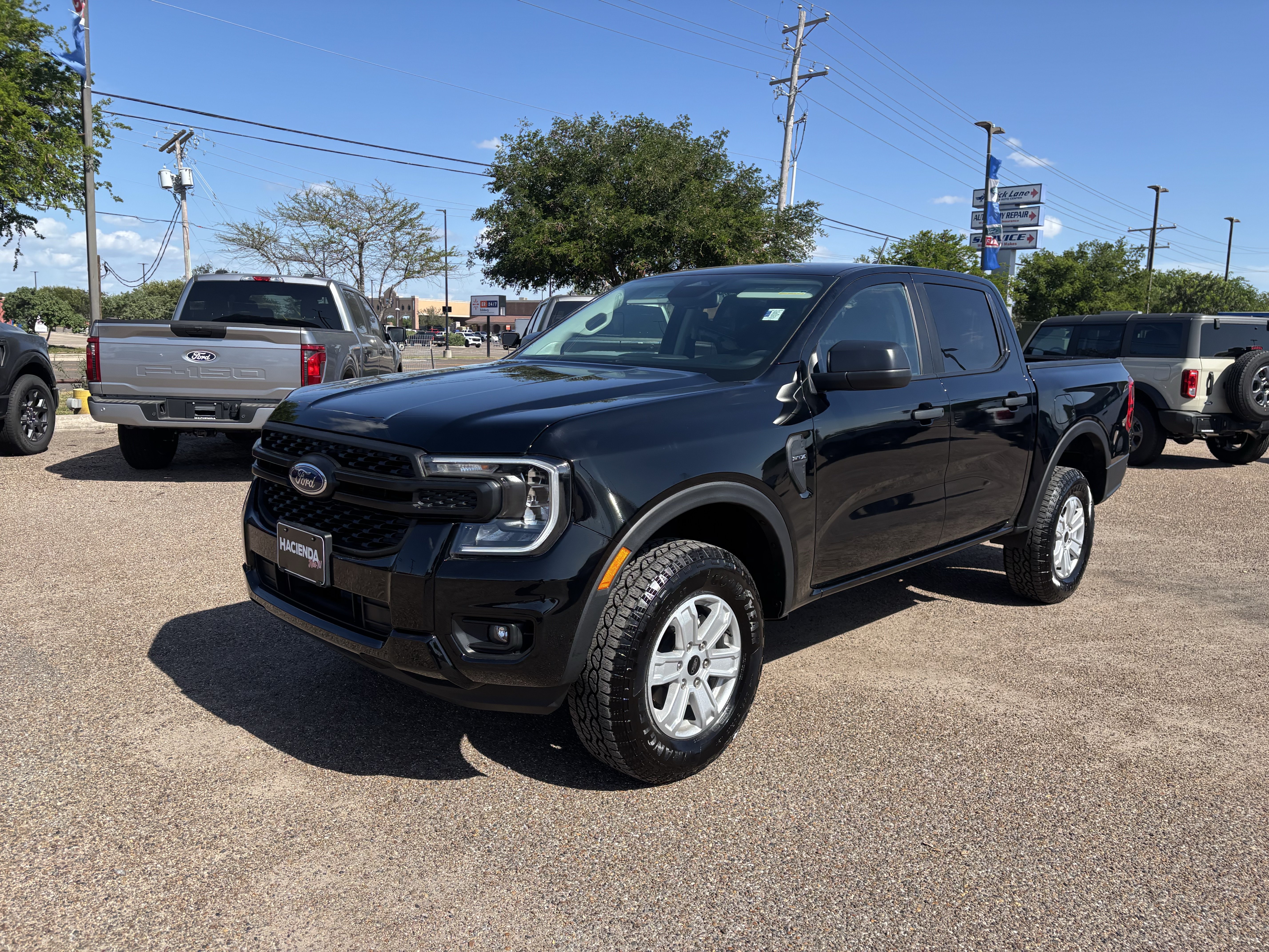 Certified 2025 Ford Ranger XL w/ Trailer Tow Package RWD image 1