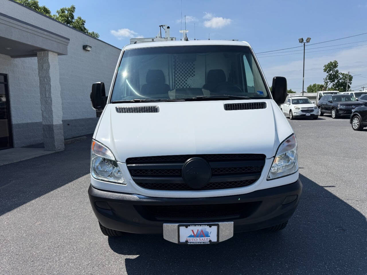 Used 2012 Mercedes-Benz Sprinter 2500 w/ Additional Battery Pkg image 30
