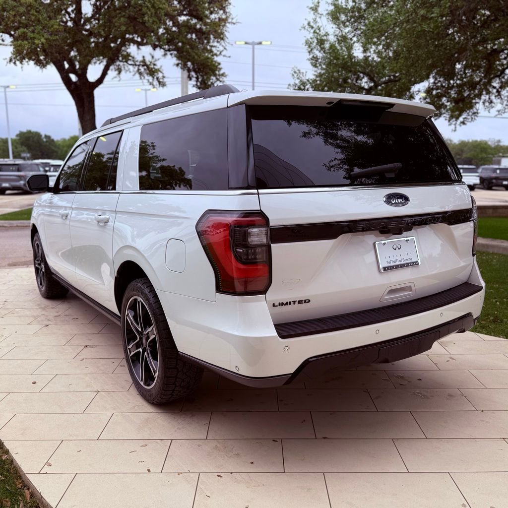 Used 2021 Ford Expedition Max Limited image 8