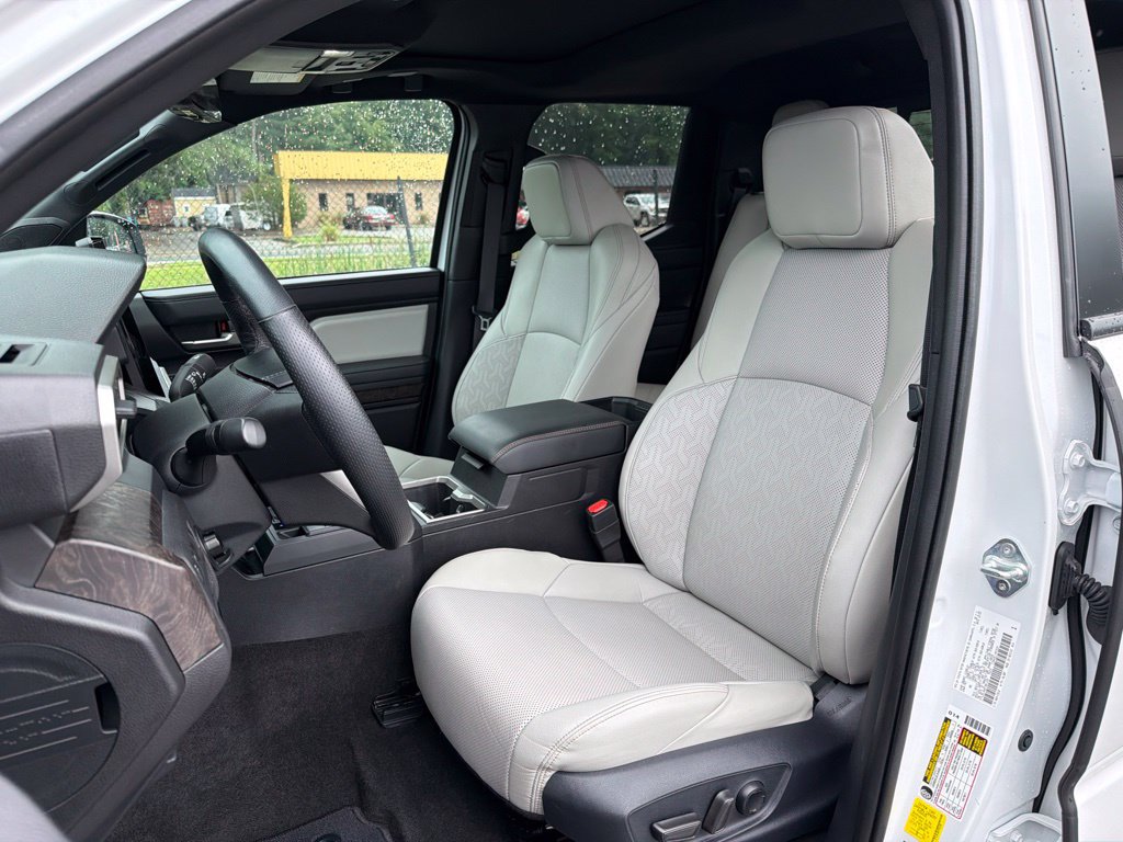 Used 2024 Toyota Tacoma Limited w/ Limited Package (LT) AWD/4WD image 20