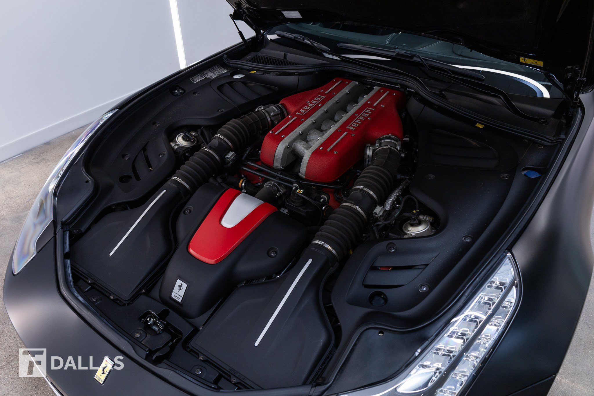 Used 2012 Ferrari FF AWD/4WD image 4